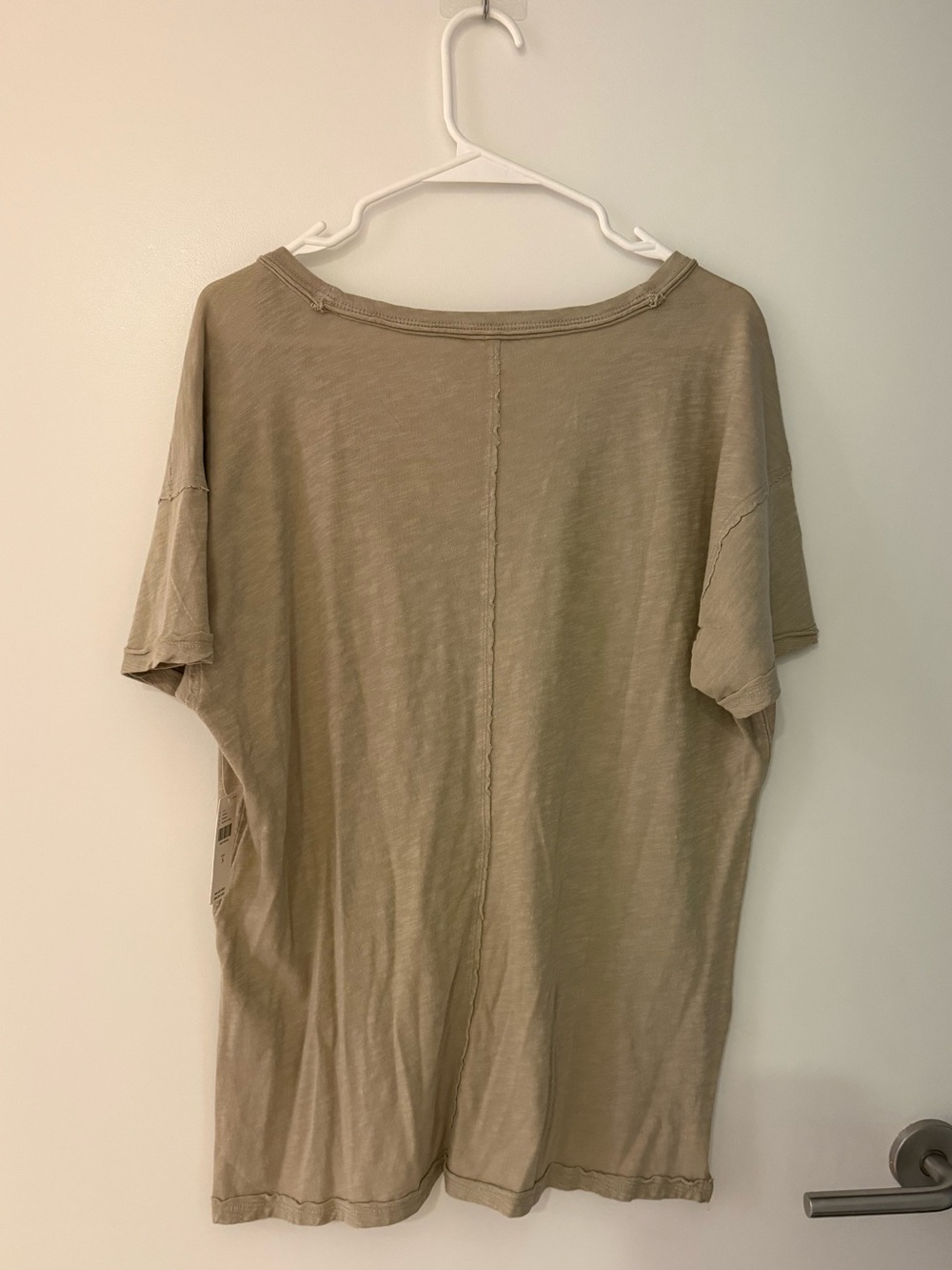 Anthropologie Pilcro Jordyn deep V-Neck oversized tee in Oyster NEW WITH TAGS! - Picture 4 of 11